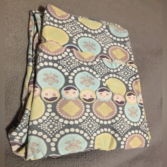 LuLaRoe Leggings - Picture 1 of 2